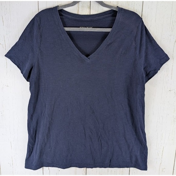Ava & Viv Tops - Ava Viv Size 1X Dark Blue V Neck Womens Short Sleeve Casual Top